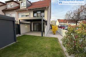 Sonniges Reiheneckhaus mit Carport in Nürnberg-Maiach