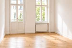 Großzügige 2-Zimmer-Altbauwohnung mit Potenzial zum 3-Zimmer-Grundriss