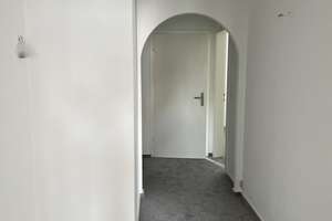 Helle, ruhige 3-Zimmerwohnung im 1. Obergeschoss nahe Bürgerpark mit 2 Balkonen, Gemeinschaftsgarten – Die vollständige Adresse der Immobilie erhältst du vom Anbieter., 28213 Neu-Schwachhausen, Bremen – Vorschaubild 3