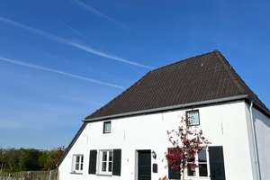 Traumhaftes, kernsaniertes und denkmalgeschütztes Haus in Alleinlage am Niederrhein! – Bienenstraße 5, 47551 Bedburg-Hau – Vorschaubild 5