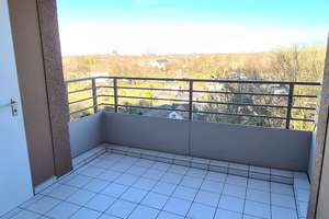 Sehr schöne und große 3,5 Raum Wohnung in ruhiger u. zentraler Lage! Balkon!! 2 Bäder!! – Kleine Hammerstraße 48 A, 45326 Altenessen-Süd, Essen – Vorschaubild 8