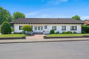Lage. Fläche. Möglichkeiten - Solider Bungalow mit Potenzial auf 1.015 m² Grund in Meppen Esterfeld – Emsland (Kreis) – Vorschaubild 2