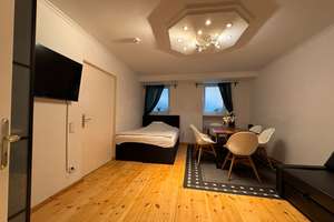 Schöneberg: Kurfürstenstraße: 3-Zi m² Souterrain-Einheit, ca 85 m² ab SOFORT zu VERMIETEN – Die vollständige Adresse der Immobilie erhältst du vom Anbieter., 10785 Tiergarten, Berlin – Vorschaubild 1