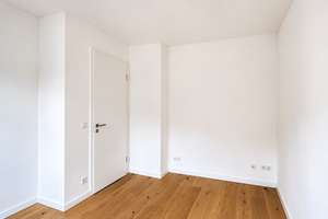 Hochwertig saniertes Townhouse mit sonnigem Garten - urban wohnen nahe Isar und Klinikviertel – Die vollständige Adresse der Immobilie erhältst du vom Anbieter., 81545 Harlaching, München – Vorschaubild 17