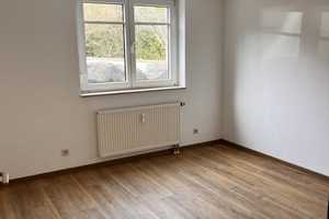 Frisch renovierte, charmante 3-Zi-Wohnung mit EBK in Reutlingen – Reutlingen (Kreis) – Vorschaubild 3