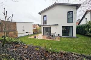 „Stilresidenz mit Charakter und außergewöhnlicher Raumwirkung“ – Die vollständige Adresse der Immobilie erhältst du vom Anbieter., 87600 Neugablonz, Kaufbeuren – Vorschaubild 23