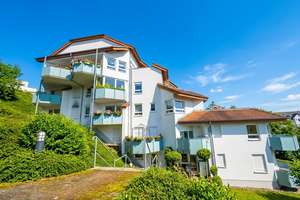 Terrassenwohnung mit Stellplatz, Fernblick in Dresden Coschütz | Vermietete 2-Zimmerwohnung zum Kauf – Die vollständige Adresse der Immobilie erhältst du vom Anbieter., 1189 Coschütz/Gittersee, Dresden – Vorschaubild 2