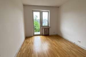 🏡 Einziehen & wohlfühlen: Attraktive 3,5-Zimmer-Wohnung mit Balkon, EBK & Stellplatz – 40239 Düsseltal, Düsseldorf – Vorschaubild 8