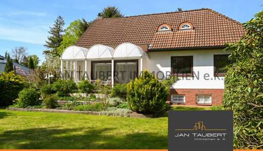 Bild von *EINFAMILIENHAUSHAUS MIT POTENTIAL* - ehemaliger Bungalow mit wohnlich genutzter Doppelgarage