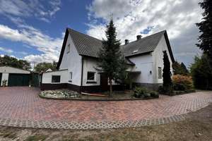 Großzügiges Einfamilienhaus mit Hofcharakter in zentraler Lage  – Ideal für Mehrgenerationen... – Die vollständige Adresse der Immobilie erhältst du vom Anbieter., 32457 Porta Westfalica – Vorschaubild 4