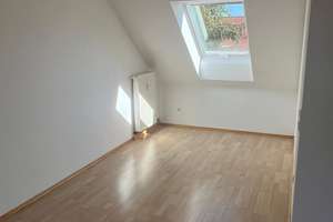 Helle 1,5-Zimmer Dachgeschosswohnung – Kantstraße 81a, 86167 Lechhausen-West, Augsburg – Vorschaubild 10