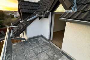 Preiswertes, geräumiges und gepflegtes Haus mit vier Zimmern und Einbauküche in Taunusstein-Hahn – Rheingau-Taunus-Kreis – Vorschaubild 13