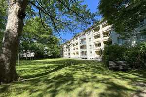*Einziehen+Wohlfühlen* Loggia und Blick ins Grüne, Stellplatz, Keller+Boden – Dürerstraße 54, 9126 Chemnitz – Vorschaubild 1