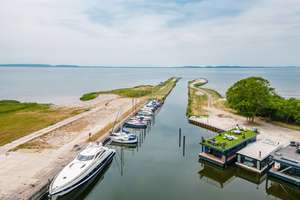 LUXUS Hausboot - 3 Etagen - 100m² Wohnen + 120 m² SONNENTERRASSE - Kamin, Kino, komplett individuell – Die vollständige Adresse der Immobilie erhältst du vom Anbieter., 10245 Friedrichshain, Berlin – Vorschaubild 6