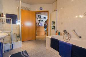 Zweifamilienhaus mit zusätzlichem Bebauungspotenzial| 2 Wohneinheiten | Garten | Doppelcarport – Die vollständige Adresse der Immobilie erhältst du vom Anbieter., 30629 Misburg-Nord, Hannover – Vorschaubild 13