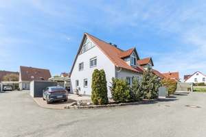 Neuwertiges Drei-Giebel-Haus * Doppelhaushälfte zum Kauf auf Nießbrauchbasis – Die vollständige Adresse der Immobilie erhältst du vom Anbieter., 90556 Seukendorf – Vorschaubild 15