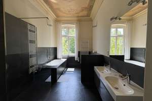 Geräumige 4-Zimmer-Wohnung mit atemberaubendem Stadtblick