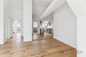 Modern saniert: Offen geschnittene Dachgeschosswohnung mit Balkon – Die vollständige Adresse der Immobilie erhältst du vom Anbieter., 10119 Prenzlauer Berg, Berlin – Vorschaubild 13