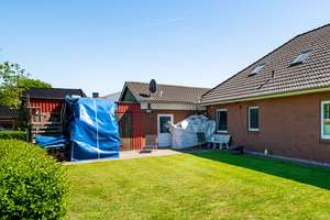 Guter Grundriss, viel Platz und naturnah: Dieses Einfamilienhaus ist Wohnen im Norden pur. – Die vollständige Adresse der Immobilie erhältst du vom Anbieter., 25855 Haselund – Vorschaubild 13