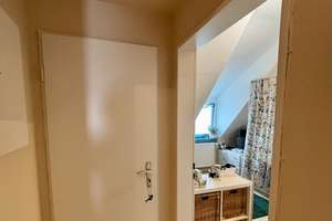 Nachmieter ges: helle 2-Zi-DG-Wohnung Medienhafen/ Rheinlage ca. 300m – Die vollständige Adresse der Immobilie erhältst du vom Anbieter., 40219 Unterbilk, Düsseldorf – Vorschaubild 12