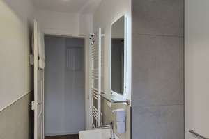 Altbaucharme mit modernem Herz: sanierte 3-Zimmer Dachgeschoss Wohnung – Die vollständige Adresse der Immobilie erhältst du vom Anbieter., 70199 Heslach, Stuttgart – Vorschaubild 4