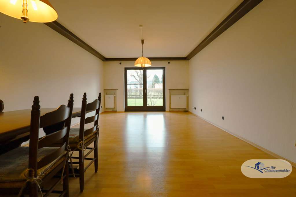 Immobilie in Bernau am Chiemsee - Gepflegte 3-Zimmer-Erdgeschosswohnung mit großzügiger Sonnenterrasse - Bild 2