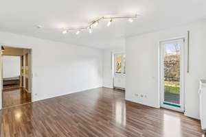 Helle 3-Zimmer-Erdgeschoss-Wohnung mit 60m² Privatgarten sowie Tiefgaragenstellplatz in Moosach – Die vollständige Adresse der Immobilie erhältst du vom Anbieter., 80993 Alt-Moosach, München – Vorschaubild 6