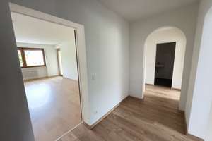 Großzügige 3-Zimmer-Wohnung mit viel Licht und guter Verkehrsanbindung in Nürnberg Schniegling – Herderstraße 36, 90427 Schniegling, Nürnberg – Vorschaubild 11