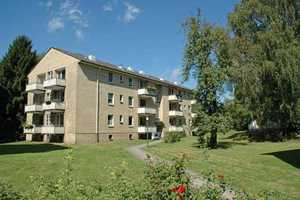 Niendorf 5 Minuten zum Tibarg in parkähnlicher Wohnanlage 1-Zimmer, Vollbad, Einbauküche, S-Balkon – König-Heinrich-Weg 9a, 22459 Hamburg – Vorschaubild 2