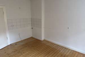 Helle 2-Zimmer-Altbauwohnung mit Loggia, Dielenboden & großer Wohnküche – Hindenburgstraße 53, 42117 Elberfeld West, Wuppertal – Vorschaubild 12