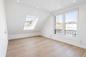 Erstbezug nach Modernisierung im Zooviertel! Exklusive Galeriewohnung, auf 194m SonnenTerrasse + TG  – 40239 Düsseltal, Düsseldorf – Vorschaubild 9