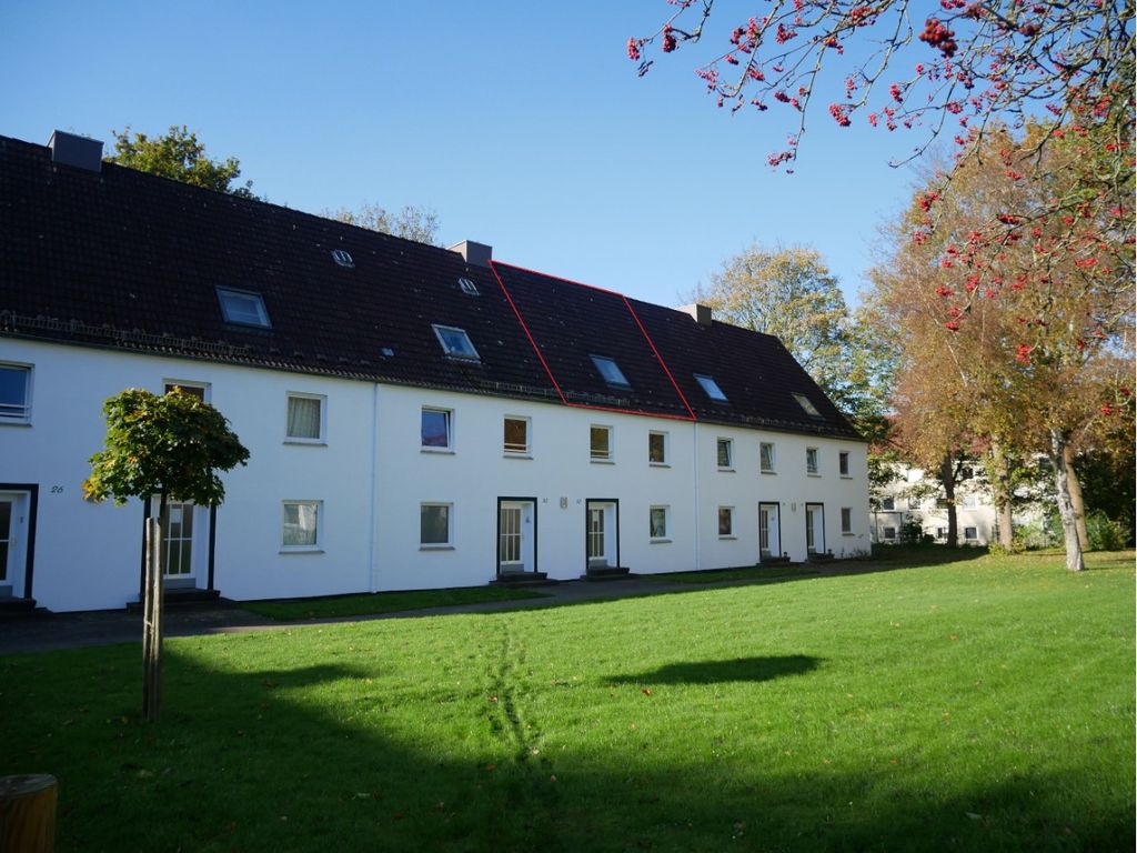 Zwei schöne Maisonette- Wohnungen (2 Zi.) inkl. PKW ...