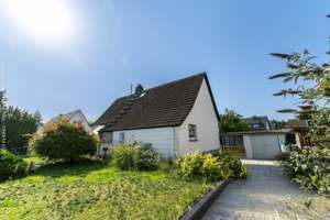 Wo Zuhause beginnt – Einfamilienhaus mit Grundstück in Neu-Isenburg / Buchenbusch – Die vollständige Adresse der Immobilie erhältst du vom Anbieter., 63263 Neu-Isenburg – Vorschaubild 2