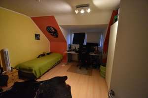 4-Zimmer-Dachgeschosswohnung in Mönchengladbach – Stapper Weg 170, 41199 Odenkirchen-West, Mönchengladbach – Vorschaubild 2