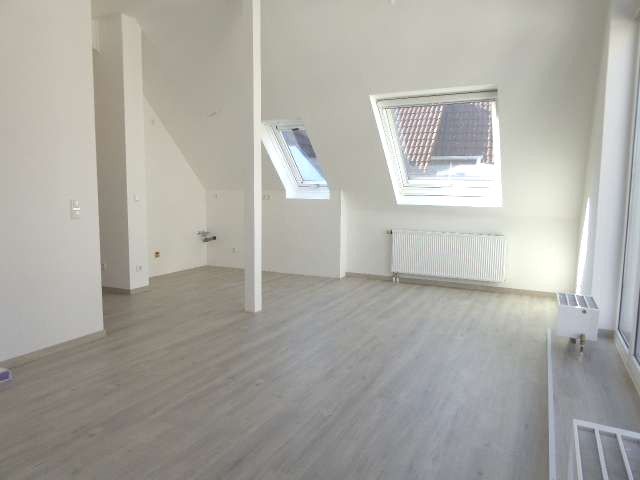 Traumhafte Dachgeschosswohnung... V-E-R-M-I-E-T-E-T image 3