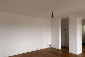 3 Zimmer Wohnung mit Balkon in Stuttgart-Obertürkheim – Mirabellenstraße 7, 70329 Obertürkheim (Ortsteil), Stuttgart – Vorschaubild 3