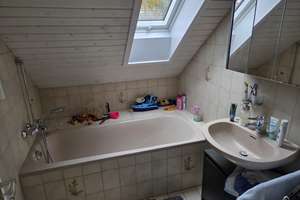 Gepflegtes Einfamilienhaus mit großem Südgarten in ruhiger Lage von Schönberg – Die vollständige Adresse der Immobilie erhältst du vom Anbieter., 94513 Schönberg – Vorschaubild 18