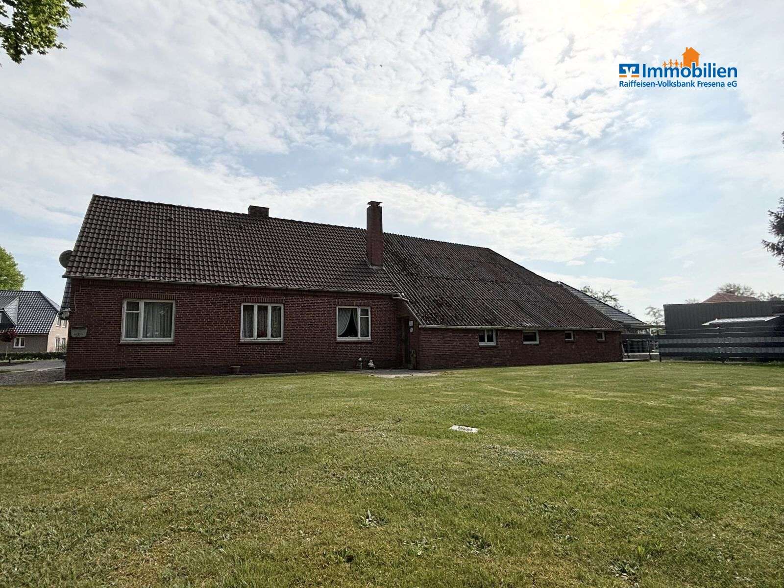 Abrissobjekt mit großzügigem Grundstück zu verkaufen - keine Käuferprovision -, Aurich Kreis – Bild 1