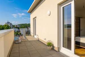 IM BELIEBTEN KÜNSTLERVIERTEL! MODERNES PENTHOUSE MIT SONNIGER DACHTERRASSE UND TIEFGARAGENSTELLPLATZ – Die vollständige Adresse der Immobilie erhältst du vom Anbieter., 65197 Rheingauviertel / Hollerborn, Wiesbaden – Vorschaubild 4