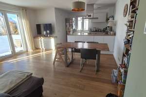 Traumhafte 4 Zimmer Wohnung mit 2 Balkonen – Die vollständige Adresse der Immobilie erhältst du vom Anbieter., 80995 Feldmoching, München – Vorschaubild 2