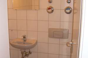 Schöne Zwei-Zimmer-Wohnung in S-Möhringen von privat – Sigmaringer Strasse 96, 70567 Möhringen-Ost, Stuttgart – Vorschaubild 9