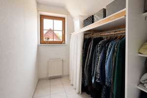 Einfamilienhaus mit viel Platz in familienfreundlicher Lage! Wärmepumpe, PV-Anlage, Terrasse – Die vollständige Adresse der Immobilie erhältst du vom Anbieter., 26897 Hilkenbrook – Vorschaubild 20