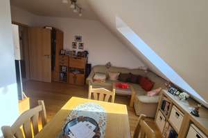 Lichtdurchflutete Dachgeschosswohnung mit zwei Balkonen, Keller und Stellplatz – Günter-Hartenstein-Straße 6, 34537 Bad Wildungen – Vorschaubild 11