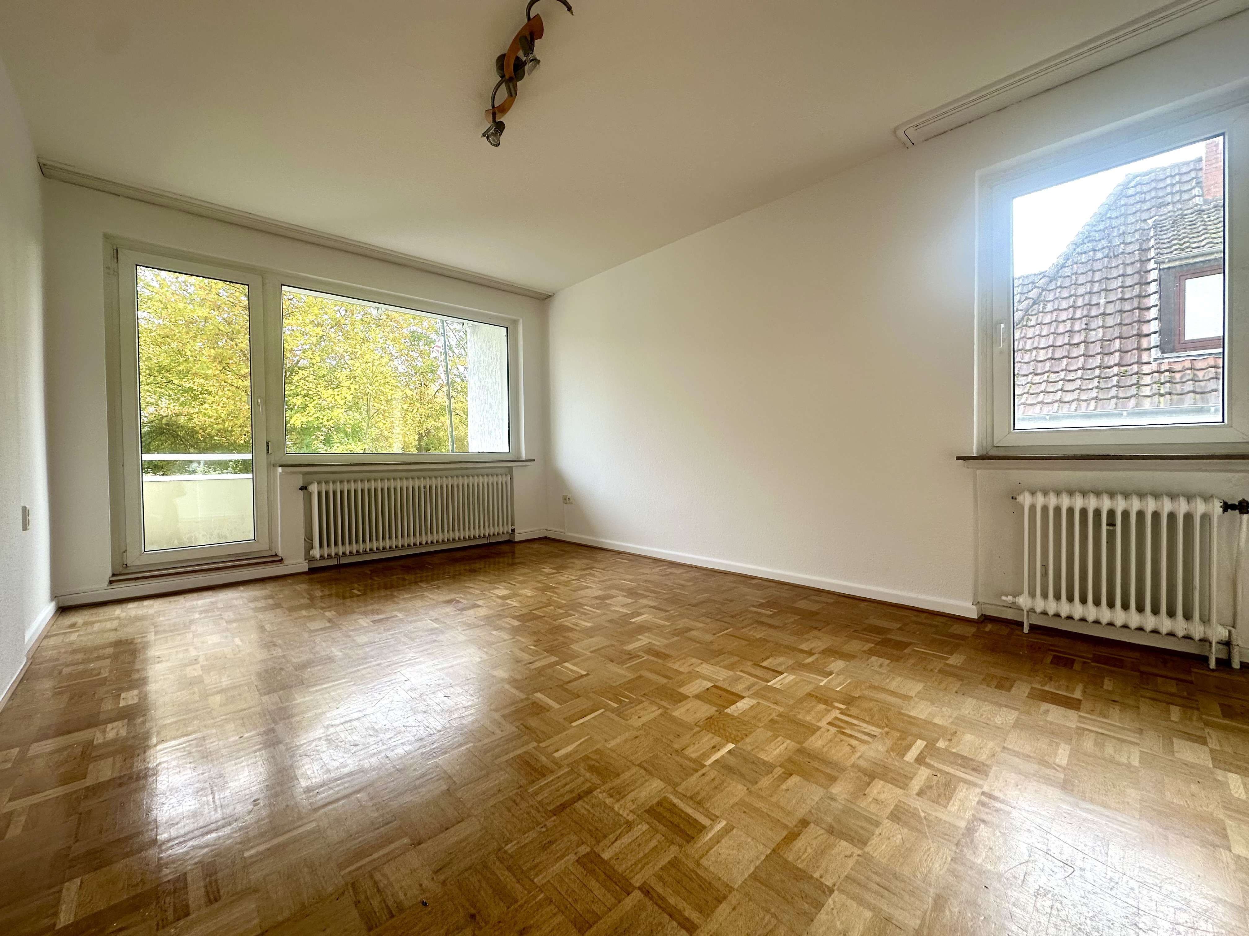 Provisionsfrei / Helle 4-Zimmer-Wohnung mit zwei Balkonen, Bremen – Bild 2