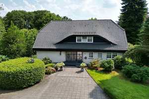 PROVISIONSFREI:
EXKLUSIVE VILLA mit EINLIEGERWOHNUNG
und EIGENEM PARK in naturnaher BESTLAGE – Solingen – Vorschaubild 1