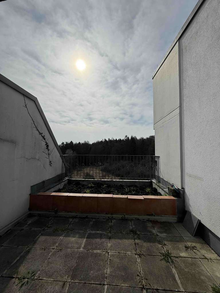 Immobilie in Riedenburg - 3-Zimmer-OG-Wohnung mit EBK und Stellplatz in Riedenburg-Gleislhof - Bild 3