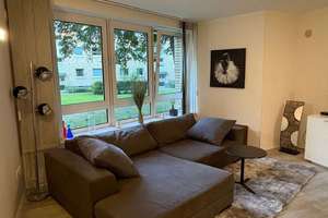 Moderne, komplett möblierte Wohnung im Hochparterre