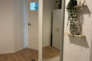 Altbauwohnung mit Charme: 70 m², Balkon, Garten, WG-geeignet – Schlüterstraße 44, 1277 Striesen-Süd, Dresden – Vorschaubild 3