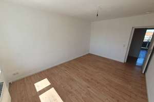 *Familiäre und zentrale Wohnung mit Balkon und Tageslichtbad* – Olvenstedter Straße 32, 39108 Stadtfeld Ost, Magdeburg – Vorschaubild 9