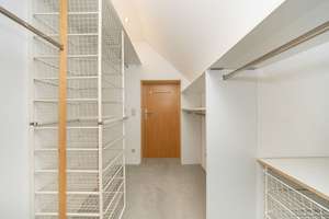 Schwabing – am Hohenzollernplatz: 4-Zimmer-Maisonettewhg. im DG mit Balkon zum Innenhof, Lift & TG. – Die vollständige Adresse der Immobilie erhältst du vom Anbieter., 80796 Neuschwabing, München – Vorschaubild 20